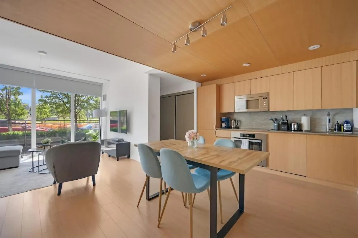 Spacious 5Br Haven Near To Top Attractions Toronto Canada